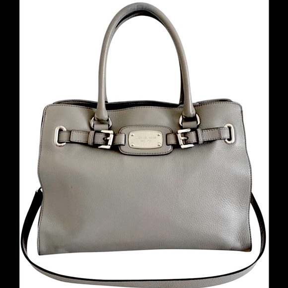 Michael Kors Handbags - Michael Kors Hamilton Bag